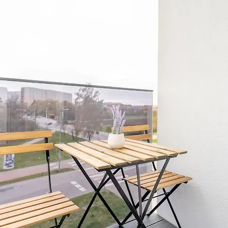 Apartament Fredry 2 Liliowy *