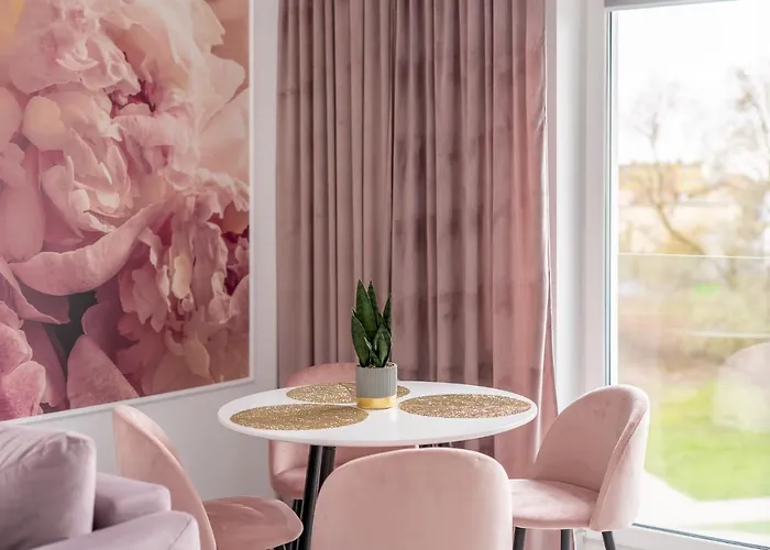 Apartament Fredry 2 Liliowy *