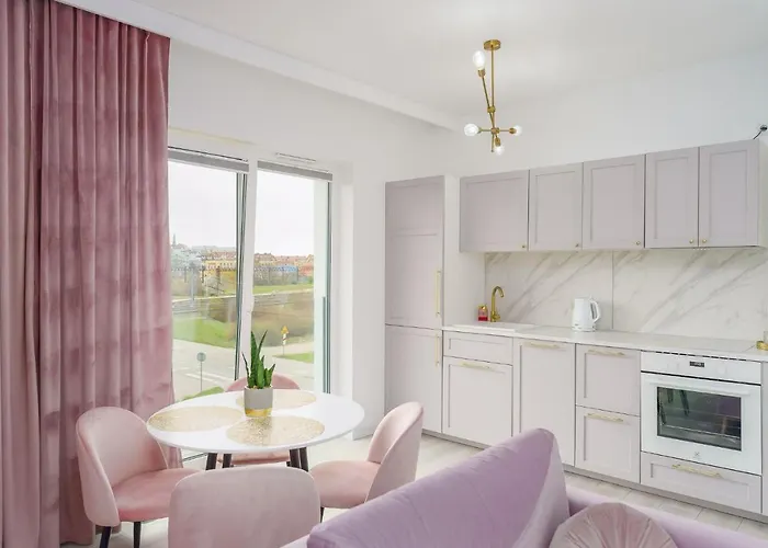 Fredry 2 Liliowy Apartament Kołobrzeg