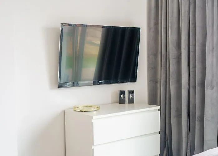 Apartament Fredry 2 Liliowy *