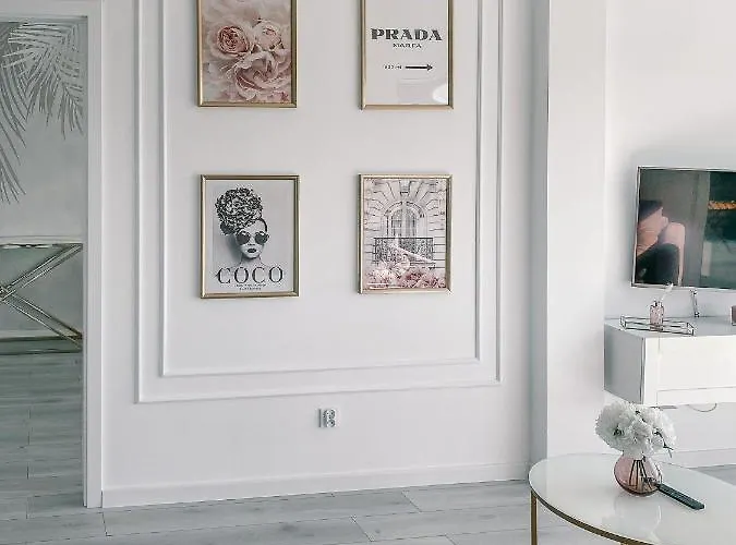 Apartament Fredry 2 Liliowy *