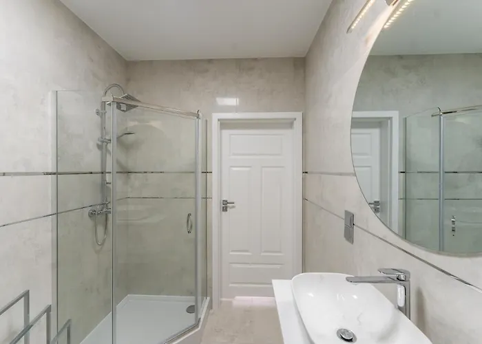 Fredry 2 Liliowy شقة